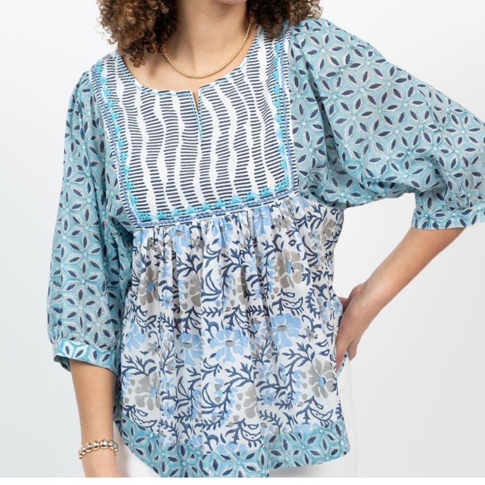 Ivy Jane Boho Mixed Print Navy, White & Turquoises  Blouse, size Medium